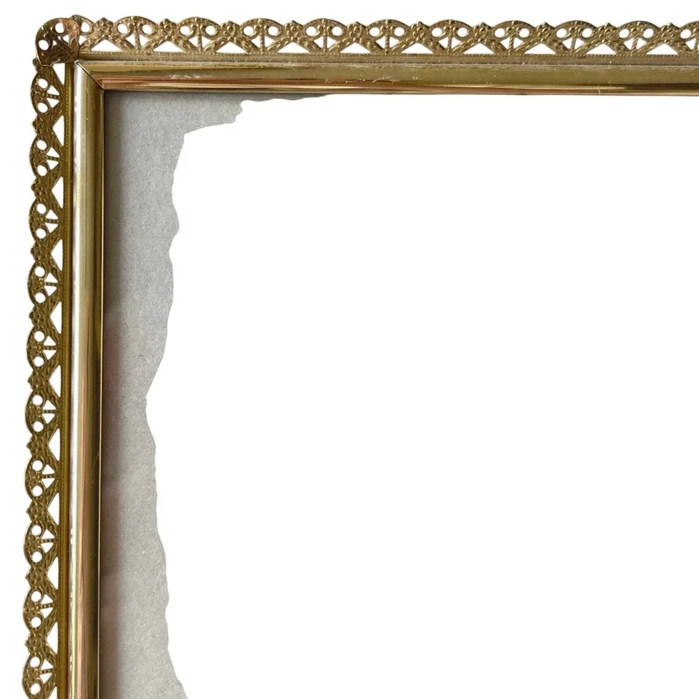 Vtg gold art nouveau Modern regency 8x10 Picture Frame Ornate Etched filigree